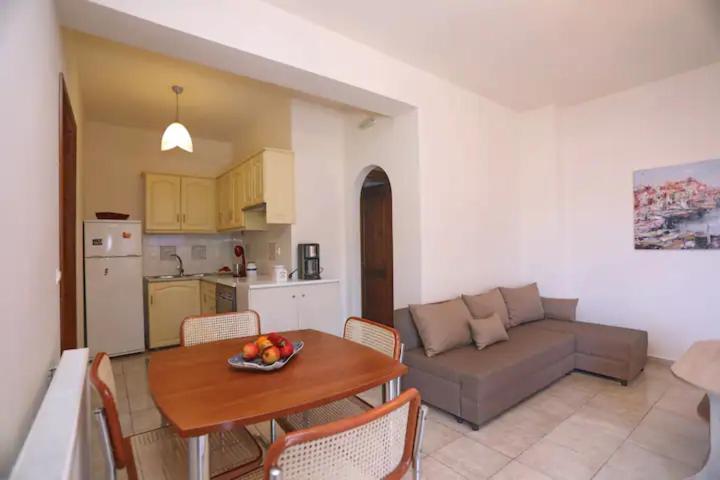 Skopelos Chara'S Lux Apartment Εξωτερικό φωτογραφία